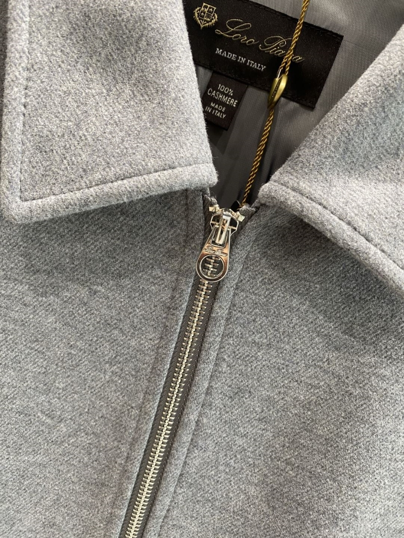 L0r0 P1ana outwear